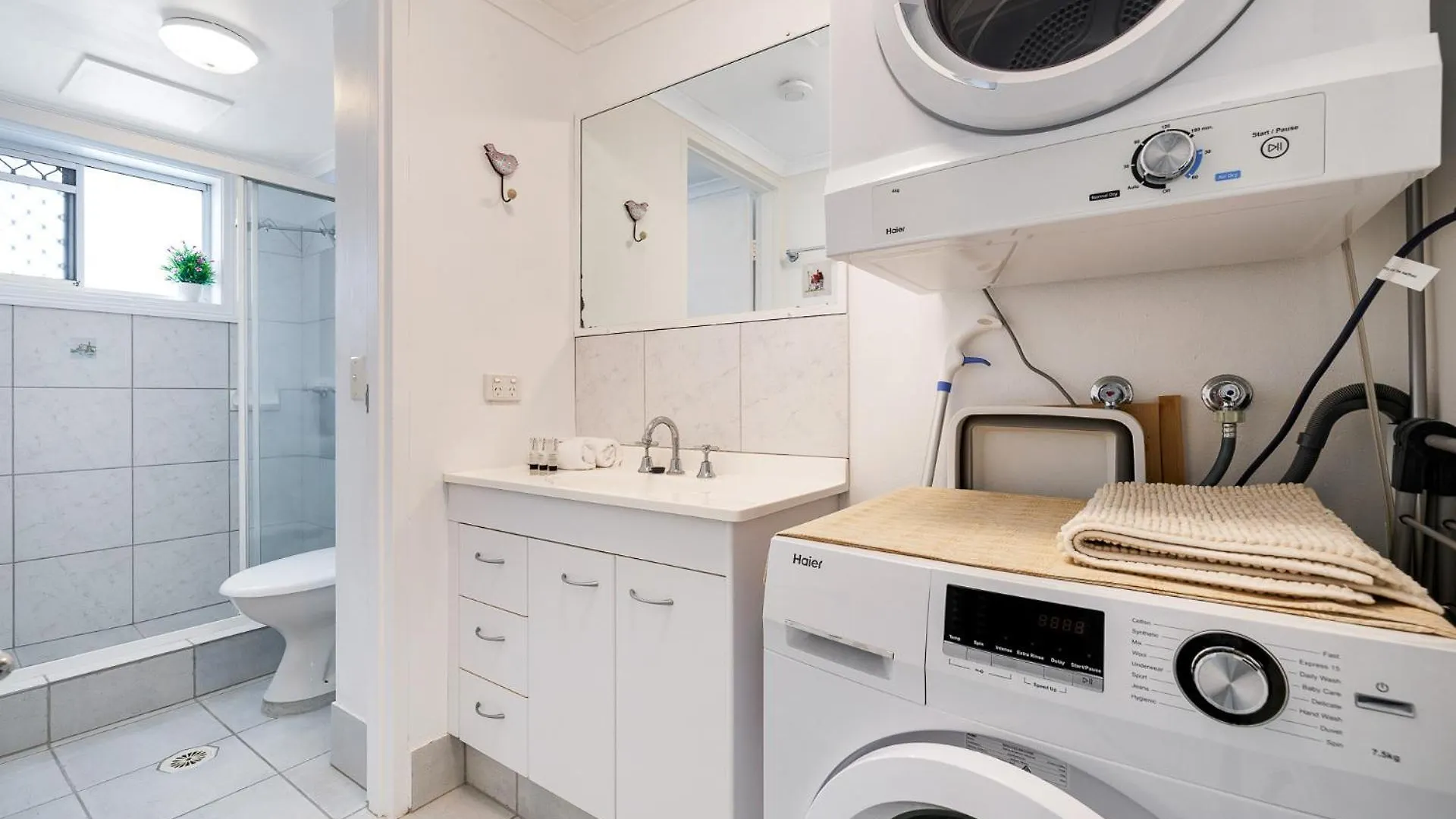 Apartamento Charming 1-Bed With Pool & Close To The Beach Gold Coast